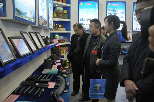 http://www.93longfengyou.com/upload/shop/article/05219105106765828.jpg